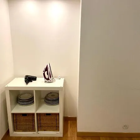 Black&white Garden Apartment